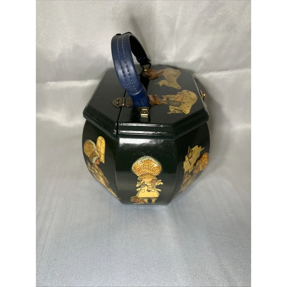 Vintage Holly Hobbie 3‎ D Decoupage Black Lacquer Wooden Handbag
